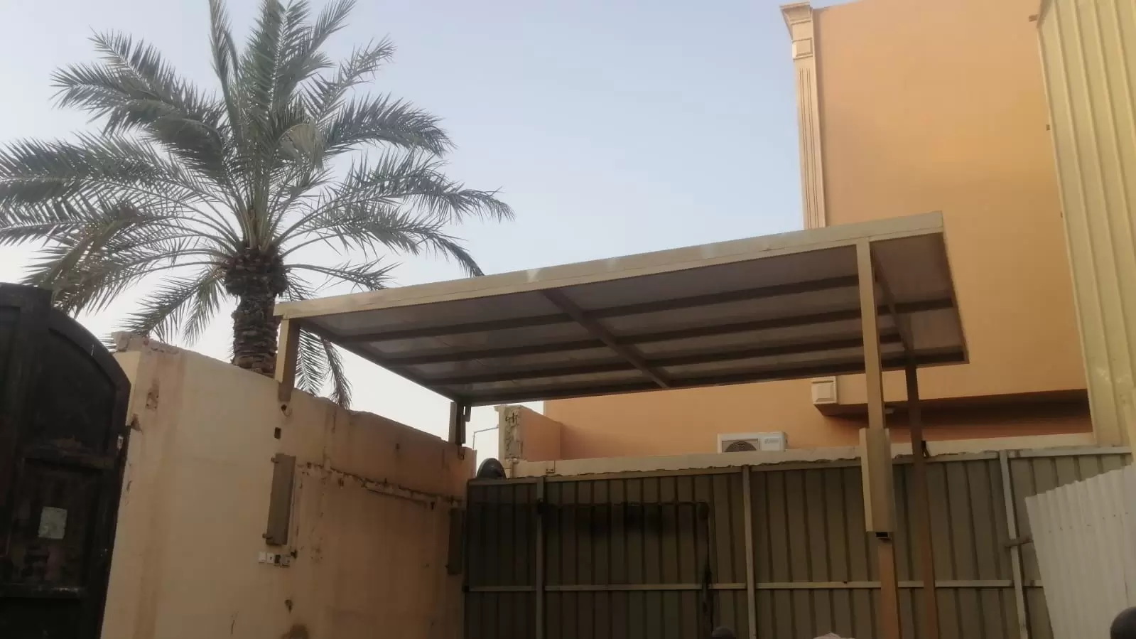 ساندوتش بانل ساندوتش بانل