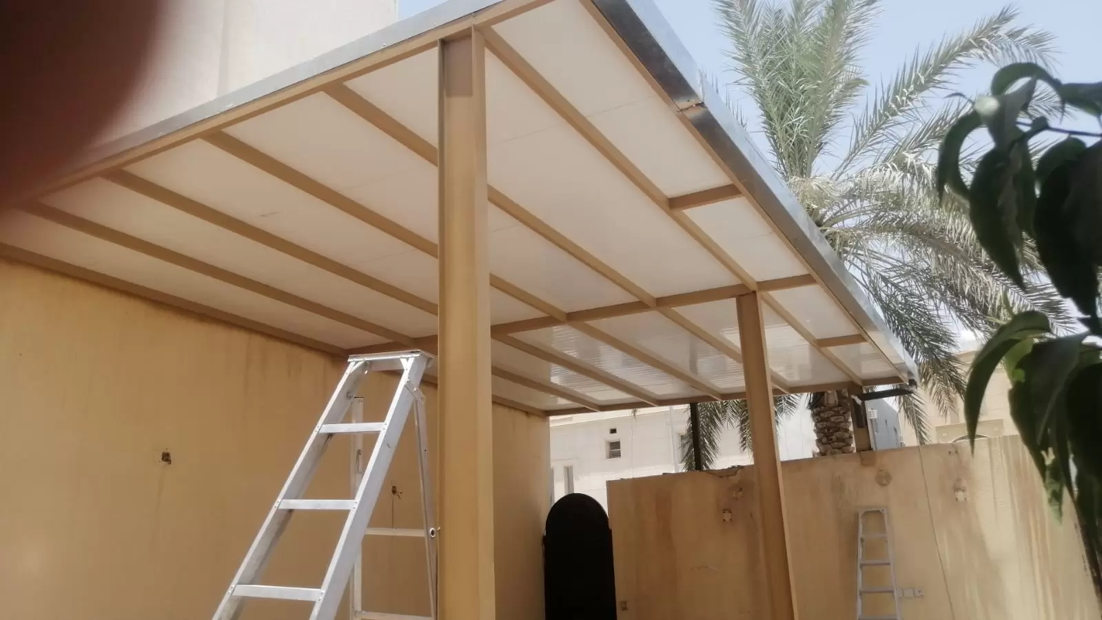 ساندوتش بانل ساندوتش بانل